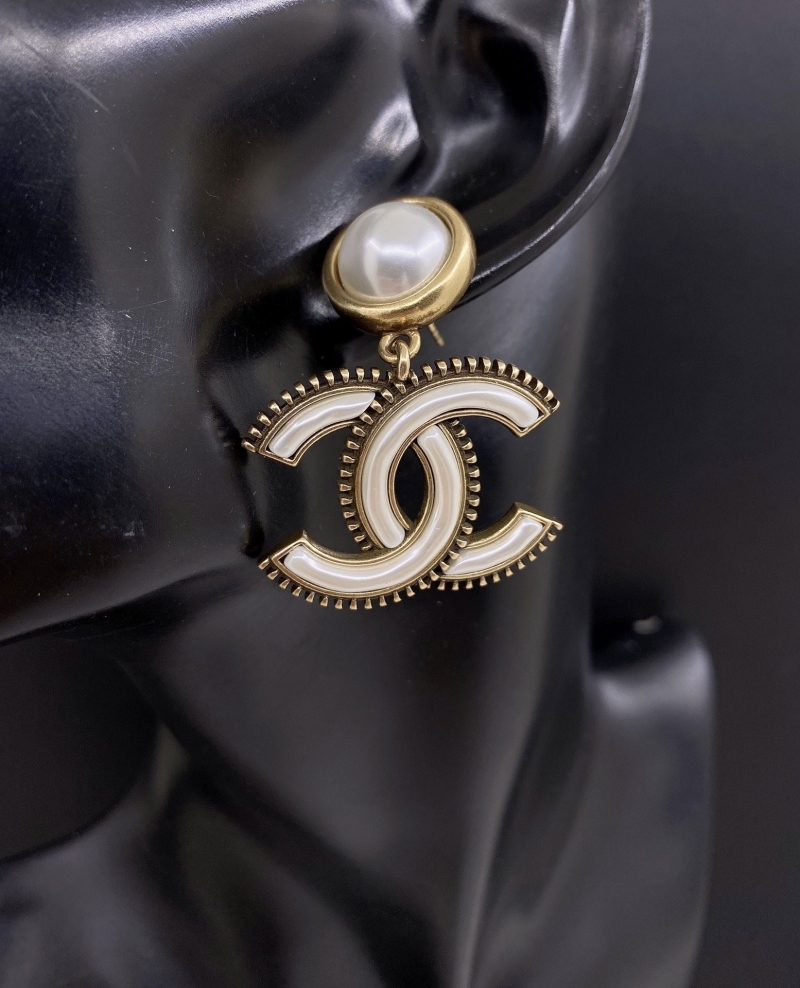 Ch**el earrings